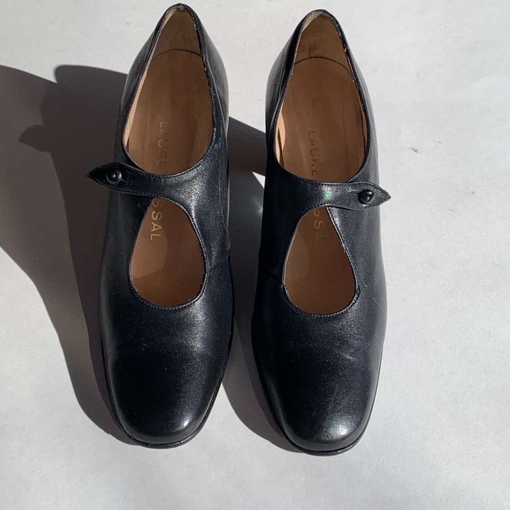 Laure Bassal Maryjane heels